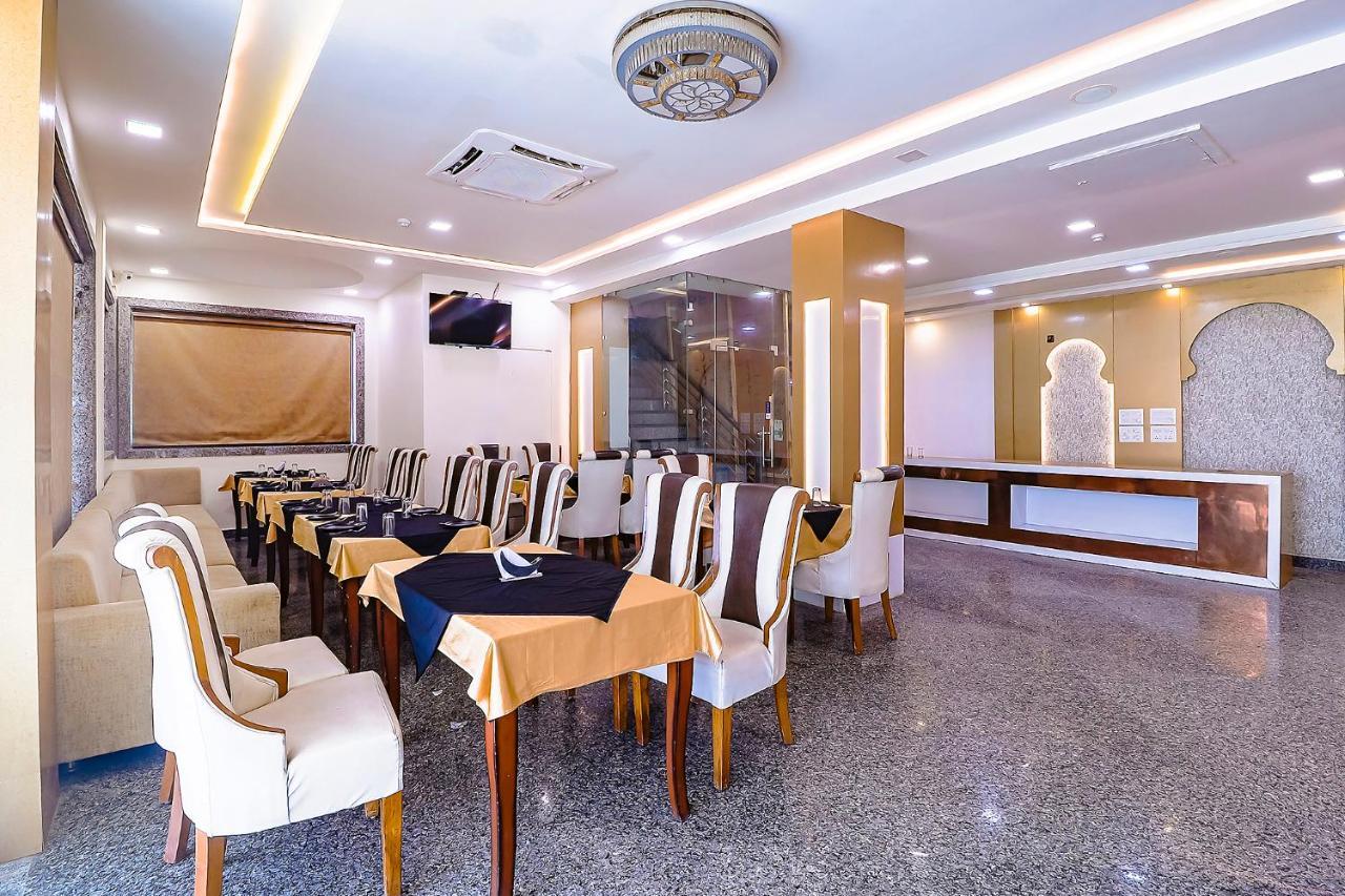 Fabhotel Swess Grand Agra  Exterior foto