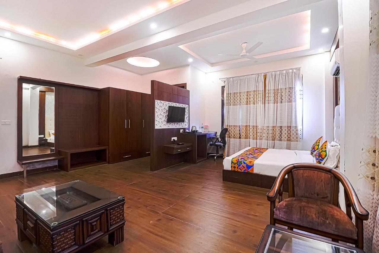 Fabhotel Swess Grand Agra  Exterior foto